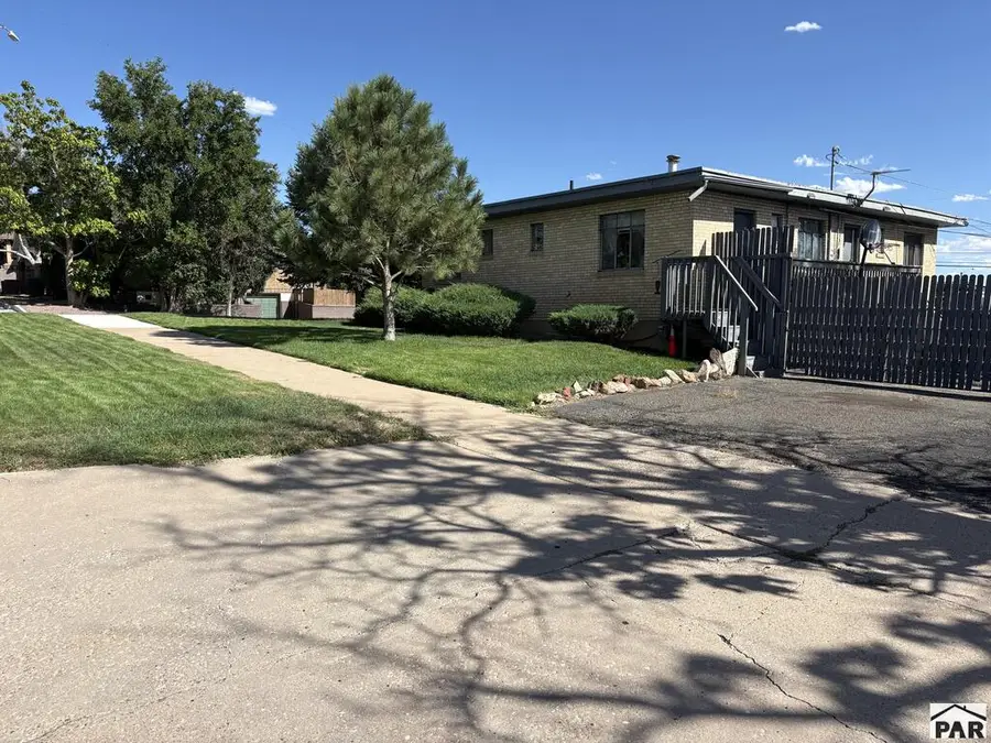 1325 N Elizabeth St, Pueblo, CO 81003 - #3