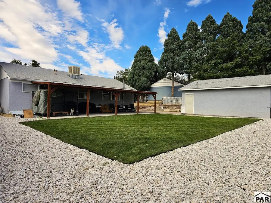 22 Caledonia Rd, Pueblo, CO 81001 - #3