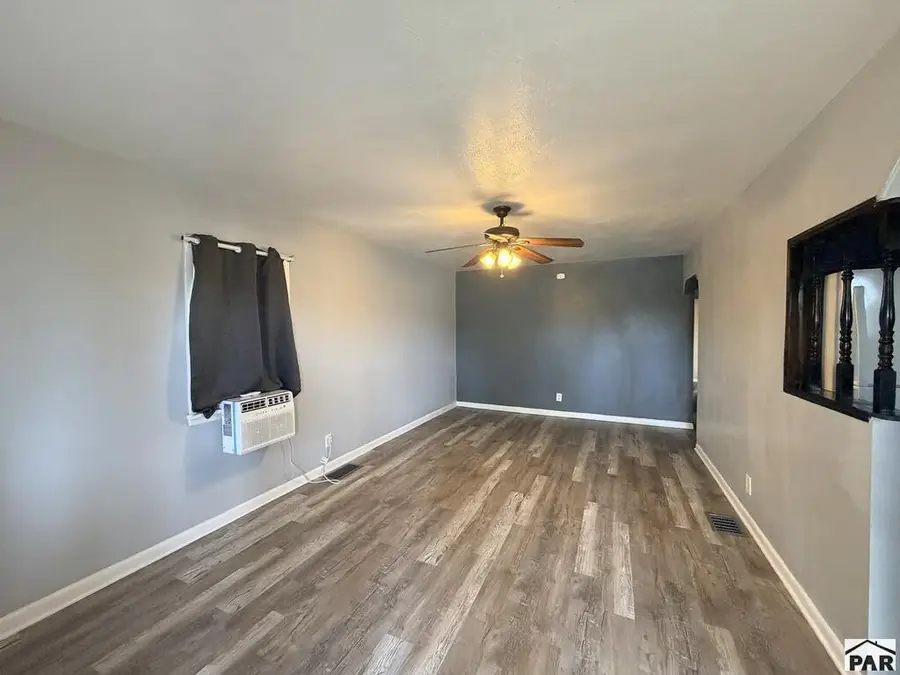 1127 W 16th St, Pueblo, CO 81003 - #3