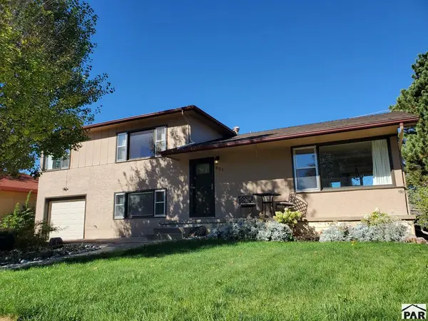 801 Westacres Ave, Pueblo, CO 81005