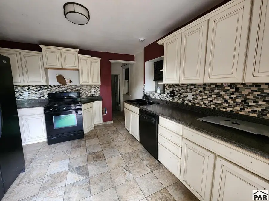 1128 Lake Ave, Pueblo, CO 81004 - #2