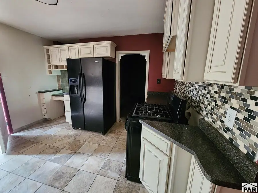 1128 Lake Ave, Pueblo, CO 81004 - #3