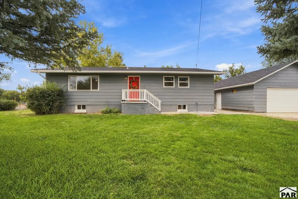 2051 Oriole Rd, Pueblo, CO 81006 - #1