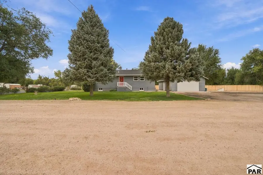 2051 Oriole Rd, Pueblo, CO 81006 - #2
