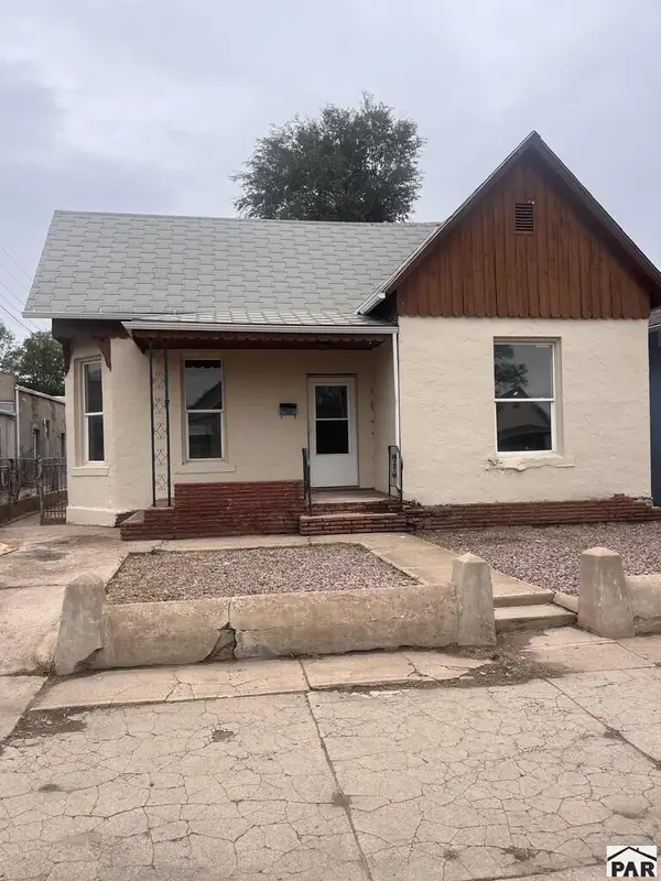 1237 E Abriendo Ave, Pueblo, CO 81004