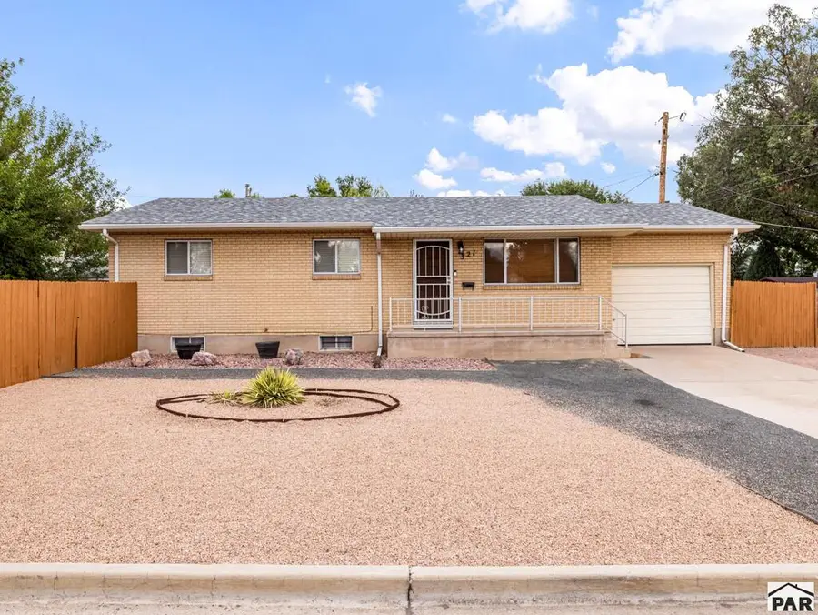 321 W Adams Ave, Pueblo, CO 81004 - #2
