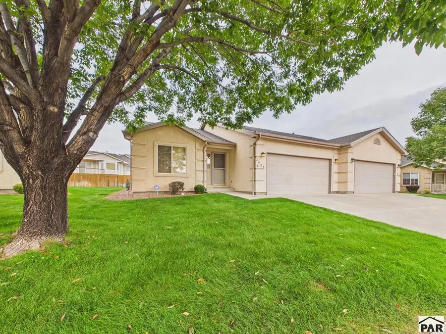 2025 Kingsroyal Blvd #F, Pueblo, CO 81005 - #3