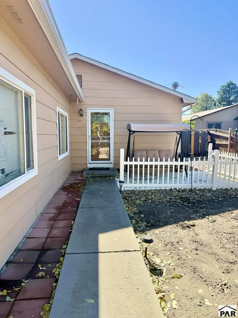 320 E 5th St, Florence, CO 81226 - #3