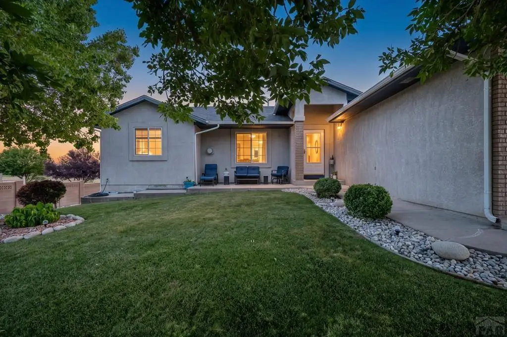 565 S Hook Dr, Pueblo West, CO 81007 - #1