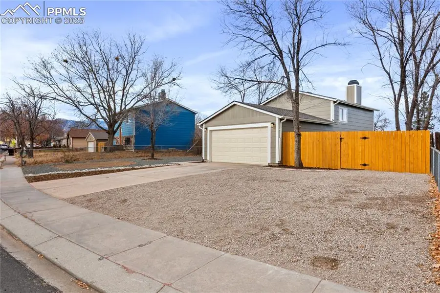 3370 Foxridge Drive, Colorado Springs, CO 80916 - Image #3