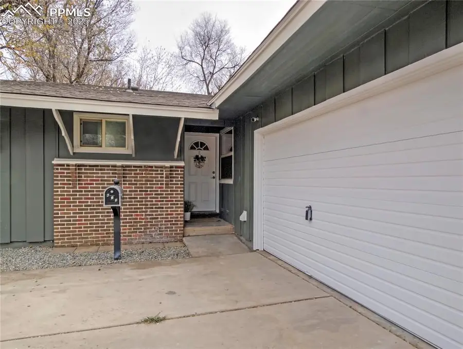 613 Zion Drive, Colorado Springs, CO 80910 - Image #3