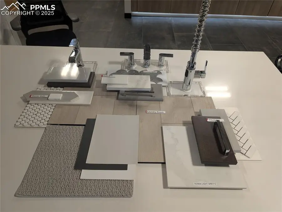 6997 Knapp Drive, Colorado Springs, CO 80924 - Image #2