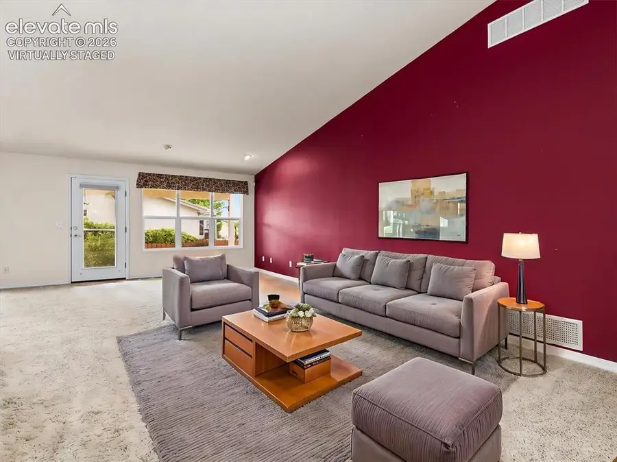10 Brave Eagle Court, Pueblo, CO 81001 - #3