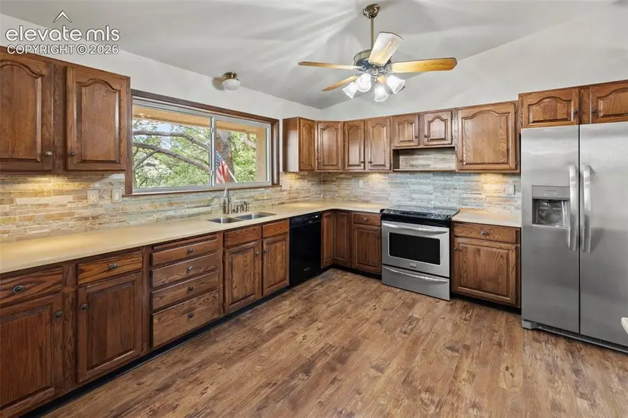 7320 Sorrell Court, Colorado Springs, CO 80919 - #3