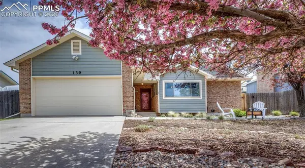 139 Palisade Circle, Manitou Springs, CO 80829