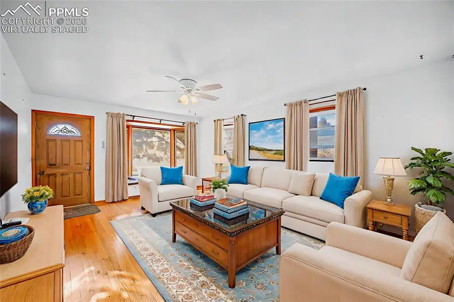 1706 W St Vrain Street, Colorado Springs, CO 80904 - Image #2