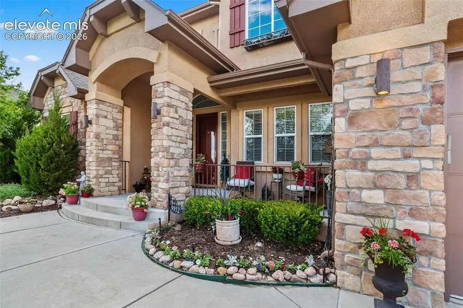 9952 Oak Knoll Terrace, Colorado Springs, CO 80920 - #2