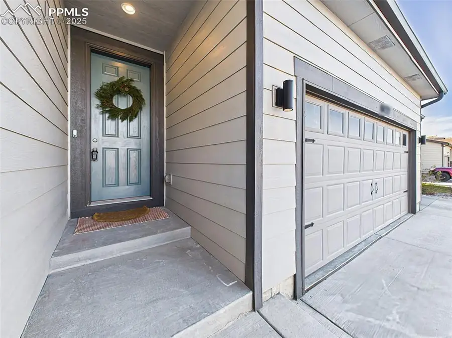 6272 Anders Ridge Lane, Colorado Springs, CO 80927 - Image #2