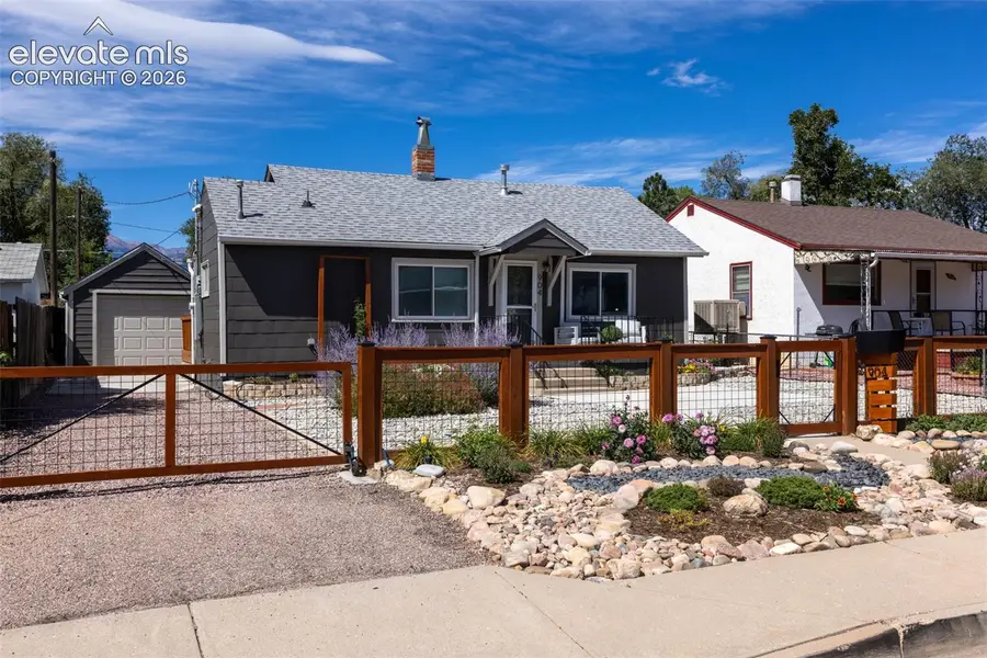 904 Iowa Avenue, Colorado Springs, CO 80909 - #2