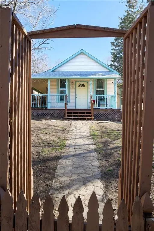 725-727 E Cucharras Street, Colorado Springs, CO 80903 - #2