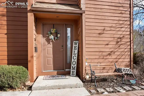 4777 Daybreak Circle, Colorado Springs, CO 80917