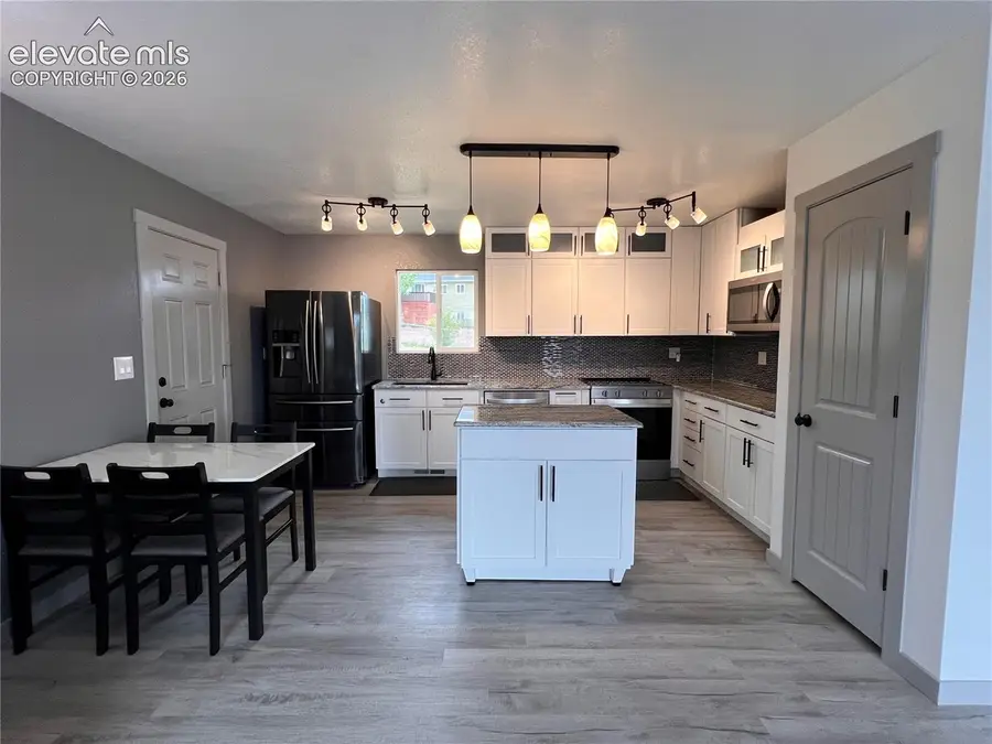 1966 S Chamberlin Na, Colorado Springs, CO 80906 - #2