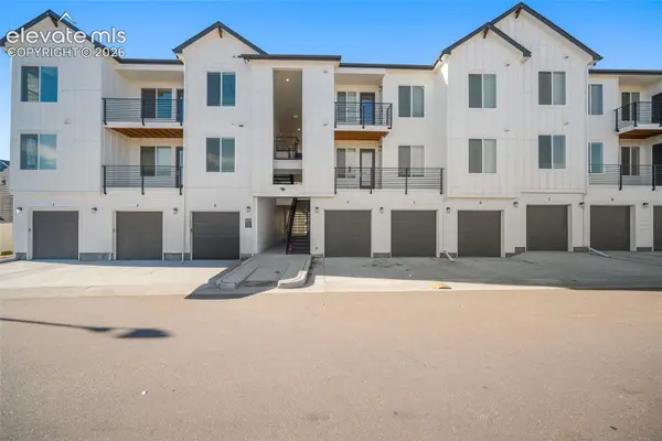 2232 Arikaree Heights #106, Colorado Springs, CO 80908