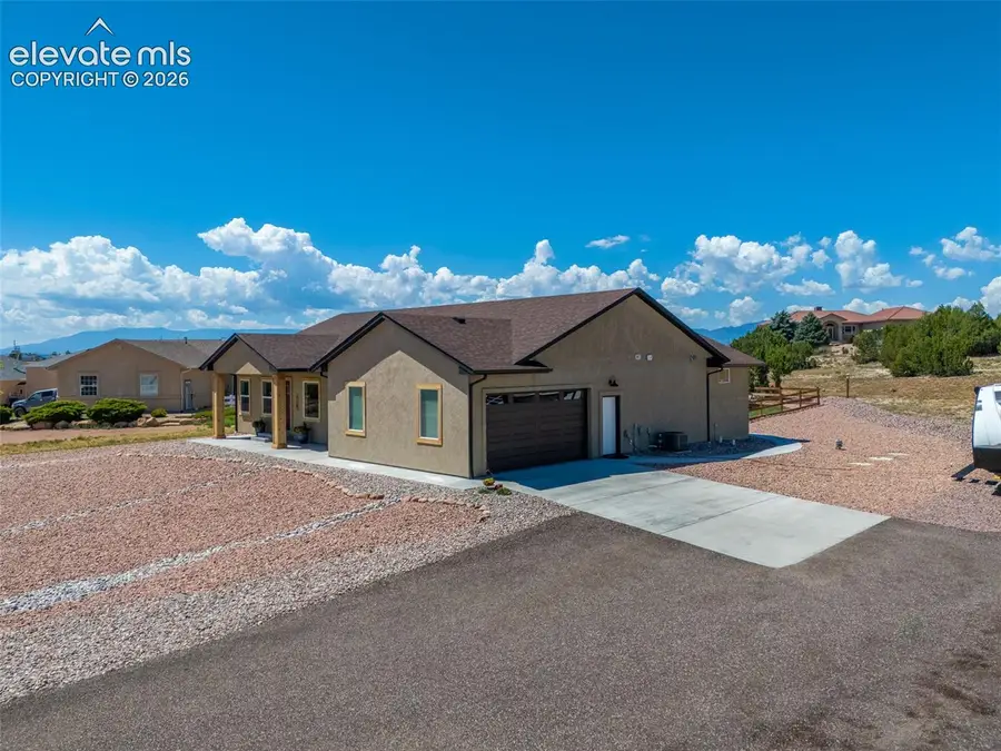 519 S Woodstock Drive, Pueblo West, CO 81007 - #3