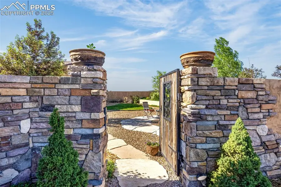 11784 Spruce Mountain Road, Larkspur, CO 80118 - Image #2