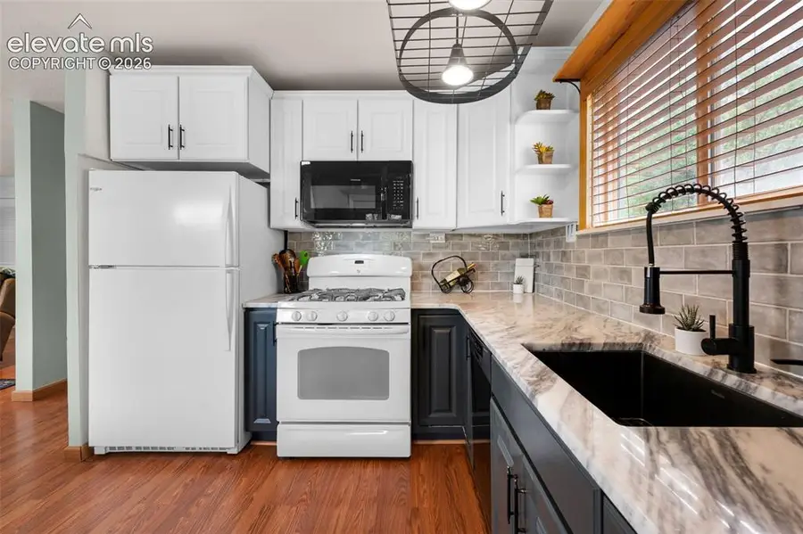 324 Terrace Place, Manitou Springs, CO 80829 - #3