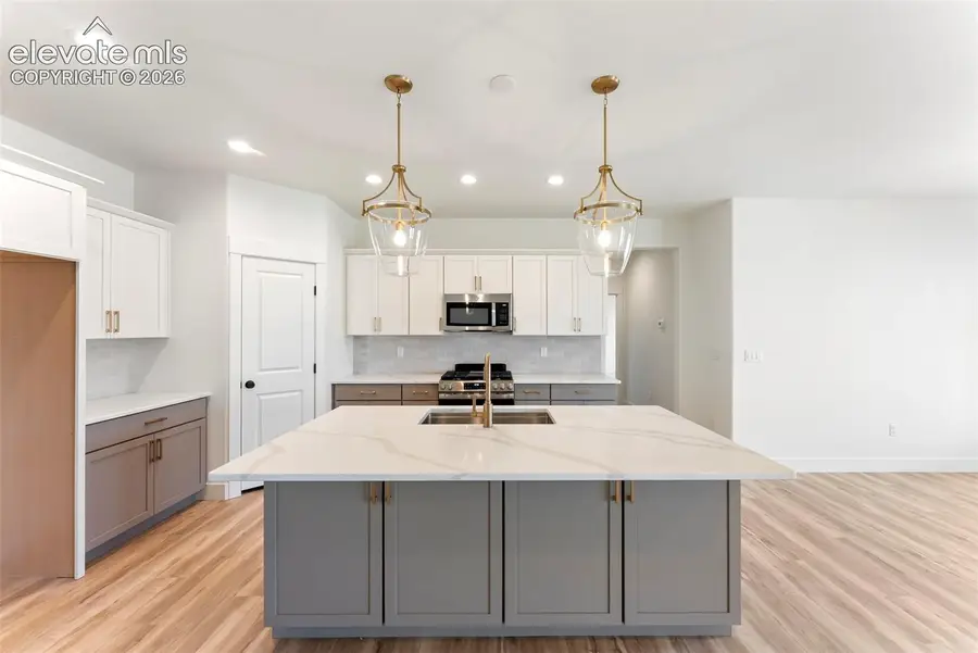 187 High Meadows Drive, Florence, CO 81226 - #3