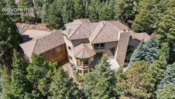 4890 Broadlake View, Colorado Springs, CO 80906