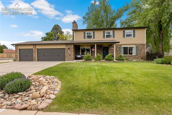 320 W Cheyenne Mountain Boulevard, Colorado Springs, CO 80906