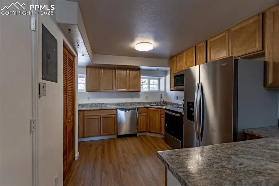 565 W Dale Street, Colorado Springs, CO 80905 - Image #3