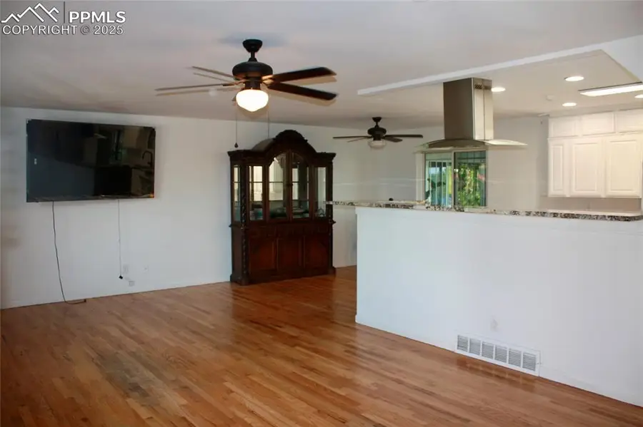 7670 Sunny View Lane, Colorado Springs, CO 80911 - #3