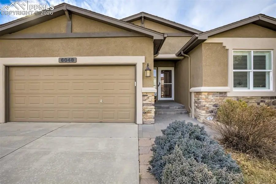 6048 Cumbre Vista Way, Colorado Springs, CO 80924 - #3