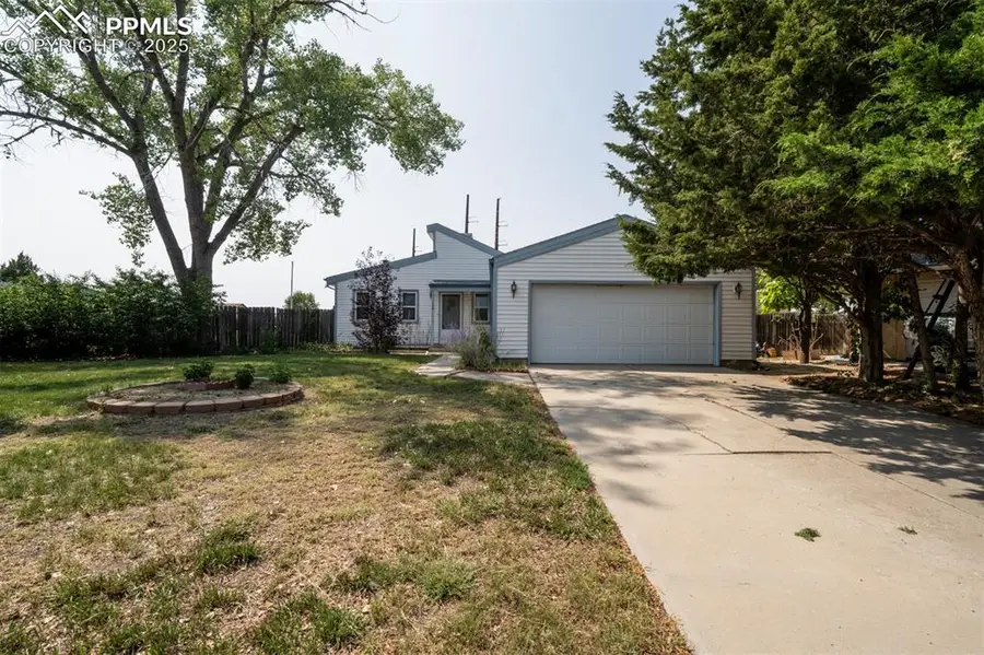 14 Crested Hill Court, Pueblo, CO 81008 - Image #2