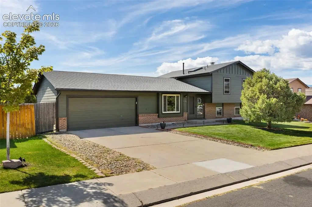 3345 Lynnwood Way, Colorado Springs, CO 80918 - #1