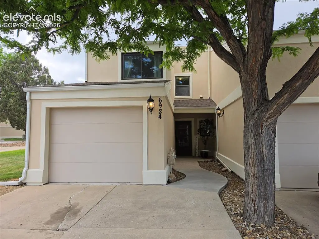 6924 Gayle Lyn Lane, Colorado Springs, CO 80919 - #1
