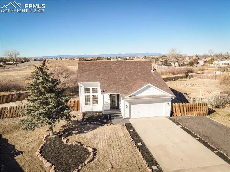 473 S Hook Court, Pueblo, CO 81007 - Image #3