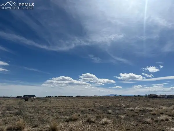 824 E Loma Drive, Pueblo, CO 81007