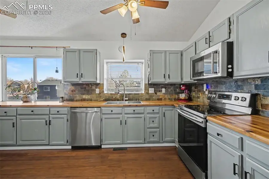 3925 Glendale Street, Colorado Springs, CO 80906 - Image #3