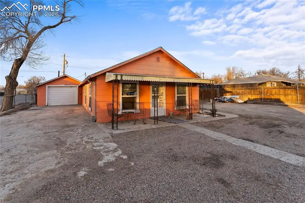 2201 E 8th Street, Pueblo, CO 81001 - #1