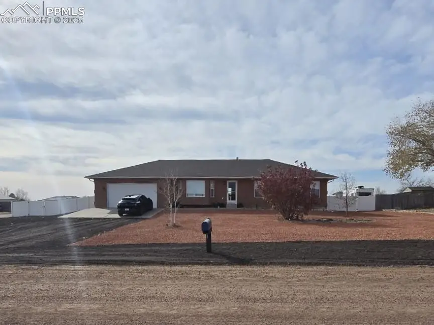 1152 E Ranch Drive, Pueblo West, CO 81007 - Image #1