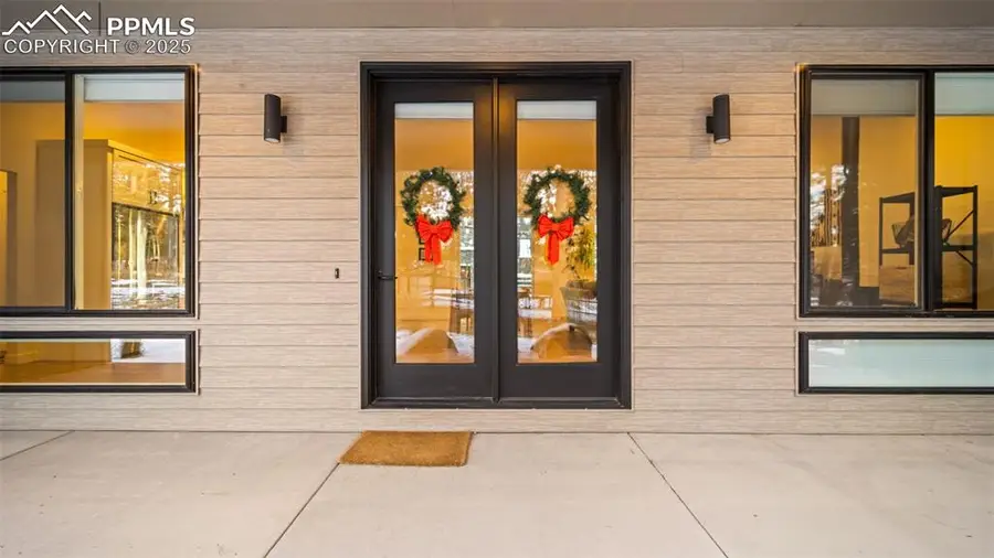 13455 W Ravine Drive, Colorado Springs, CO 80908 - Image #2