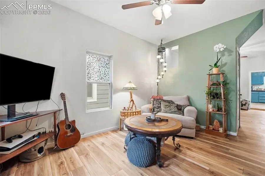 523 W Pikes Peak Avenue, Colorado Springs, CO 80905 - #2