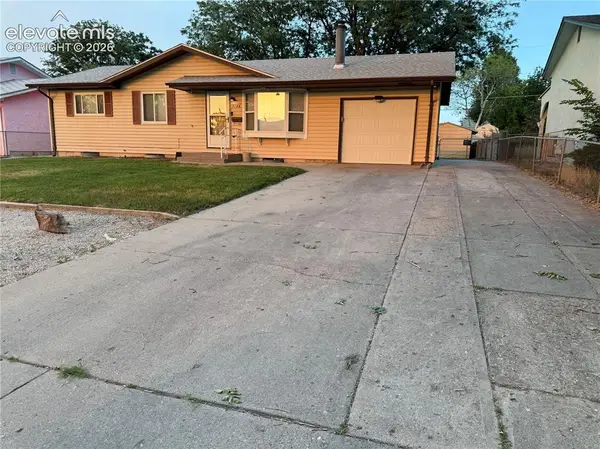 2126 Vinewood Lane, Pueblo, CO 81005
