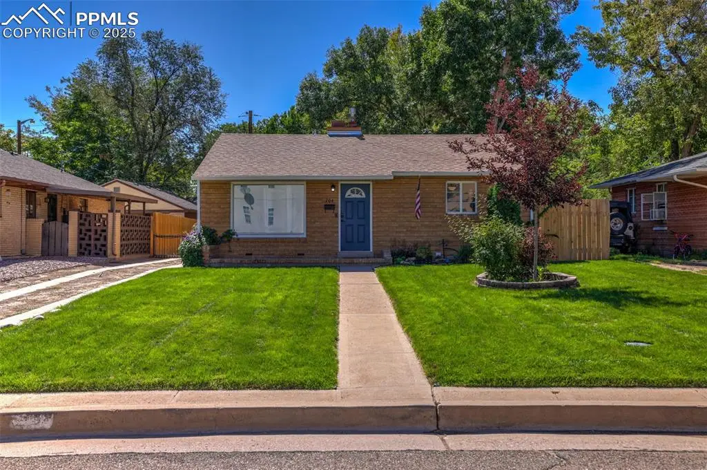 704 Mcclelland Avenue, Pueblo, CO 81005 - Image #1