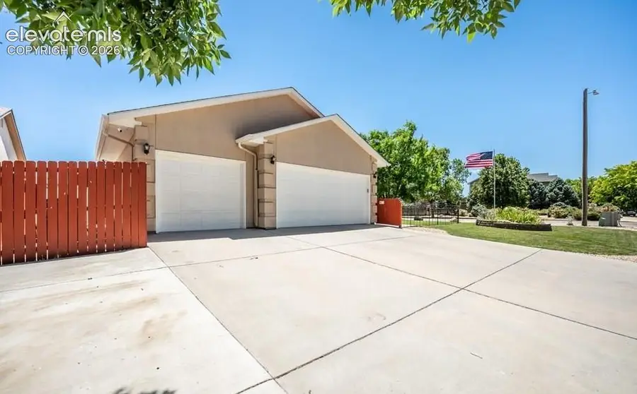 3538 Raccoon Lane, Pueblo, CO 81005 - #3