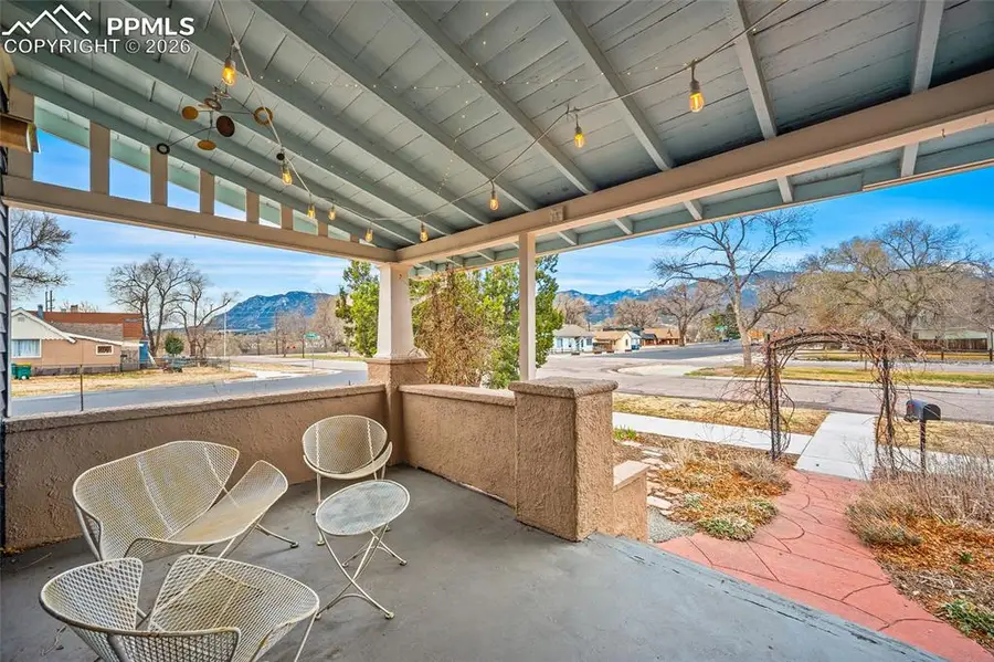 831 S Cascade Avenue, Colorado Springs, CO 80903 - #3